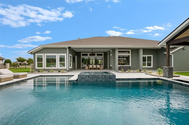 112 Honey Locust CV, Leander, TX 78641
