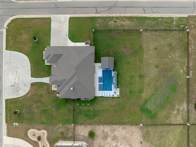 112 Honey Locust CV, Leander, TX 78641