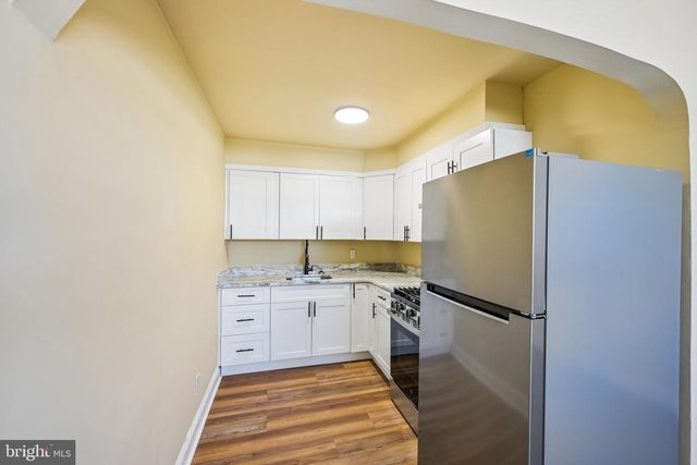 6844 MARSHALL RD, Upper Darby, PA 19082