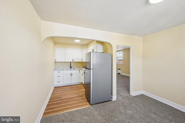 6844 MARSHALL RD, Upper Darby, PA 19082