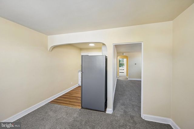 6844 MARSHALL RD, Upper Darby, PA 19082