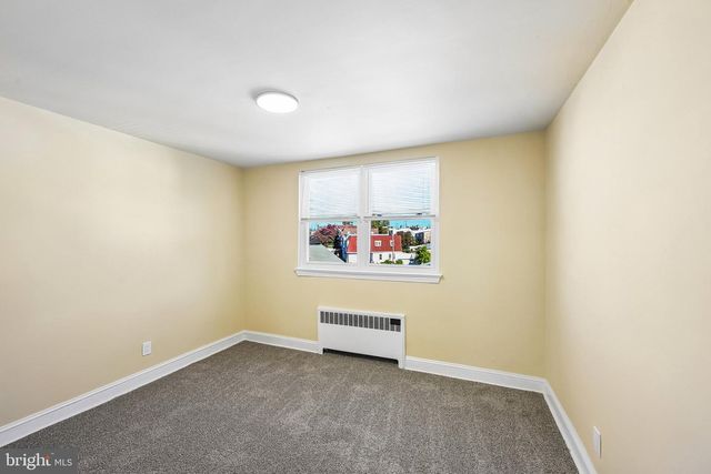 6844 MARSHALL RD, Upper Darby, PA 19082
