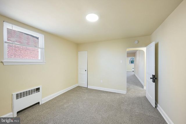 6844 MARSHALL RD, Upper Darby, PA 19082
