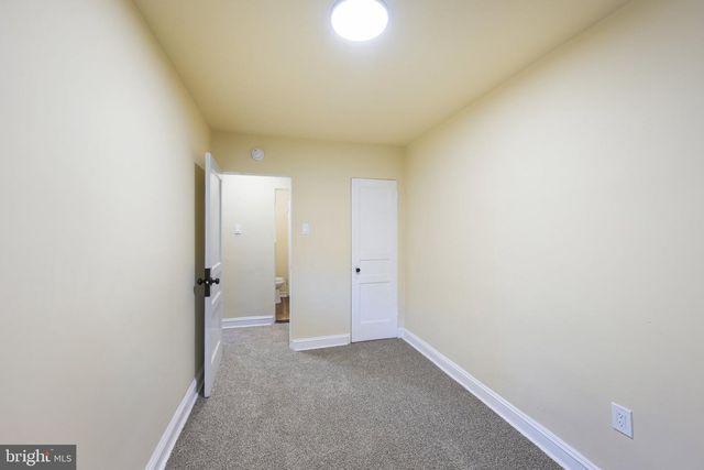6844 MARSHALL RD, Upper Darby, PA 19082