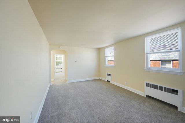 6844 MARSHALL RD, Upper Darby, PA 19082