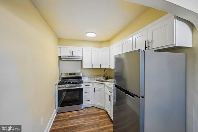 6844 MARSHALL RD, Upper Darby, PA 19082