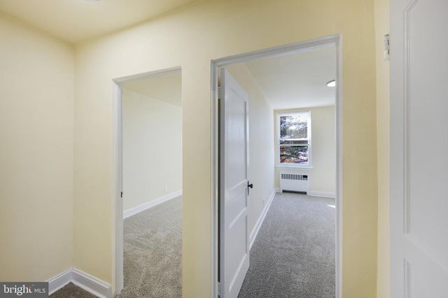 6844 MARSHALL RD, Upper Darby, PA 19082