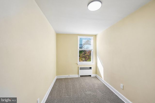 6844 MARSHALL RD, Upper Darby, PA 19082