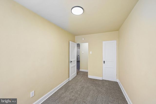 6844 MARSHALL RD, Upper Darby, PA 19082