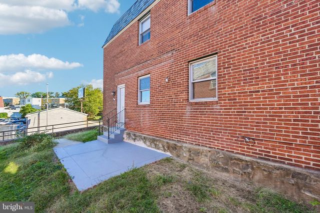 6844 MARSHALL RD, Upper Darby, PA 19082