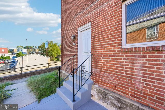 6844 MARSHALL RD, Upper Darby, PA 19082