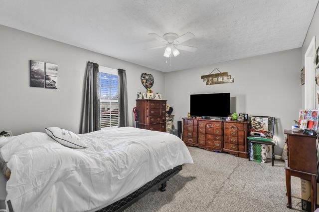 106 Kristen Dr, Lafayette, TN 37083