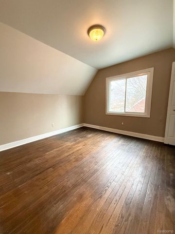 17890 Martin Road, Roseville, MI 48066