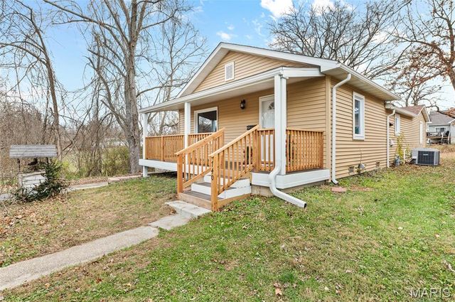 740 Home Avenue, Edwardsville, IL 62025