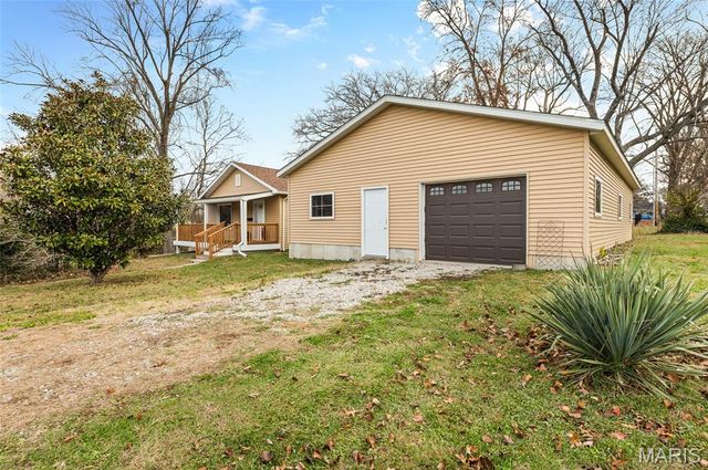 740 Home Avenue, Edwardsville, IL 62025