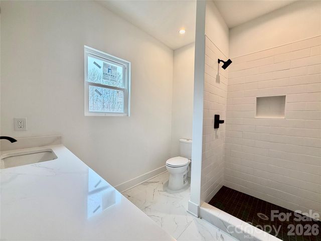 487 S 8th Avenue, Maiden, NC 28650