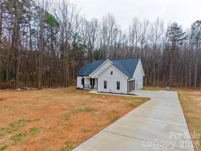 487 S 8th Avenue, Maiden, NC 28650