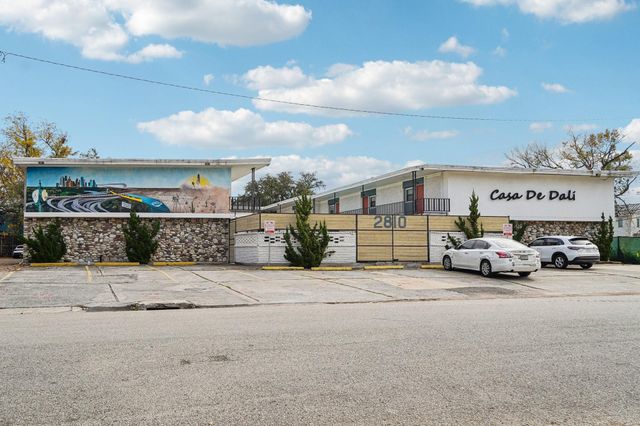 2807 Beauchamp Street 8, Houston, TX 77009
