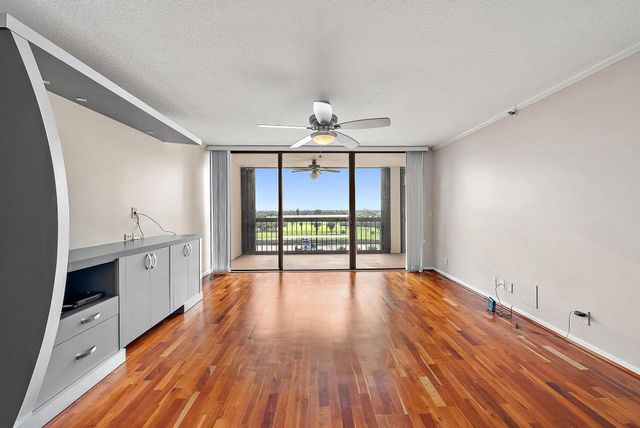 356 Golfview Road 805, North Palm Beach, FL 33408