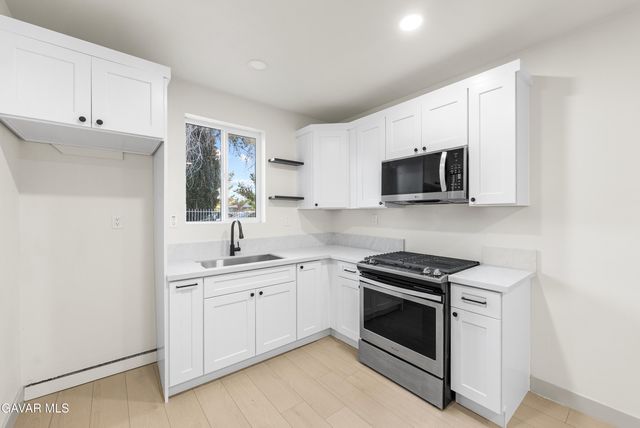 1814 E Avenue Q-11, Palmdale, CA 93550