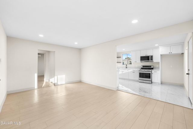 1814 E Avenue Q-11, Palmdale, CA 93550
