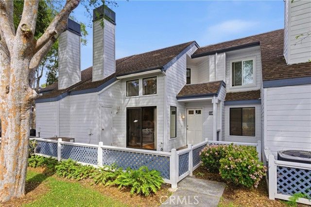 81 Briarglen, Irvine, CA 92614