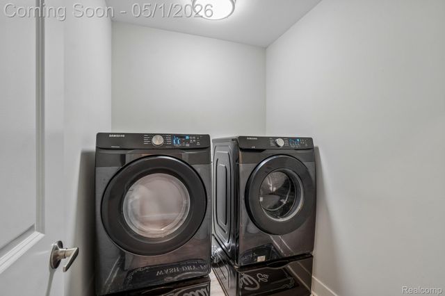 340 Dover Road, Waterford Charter Township, MI 48328
