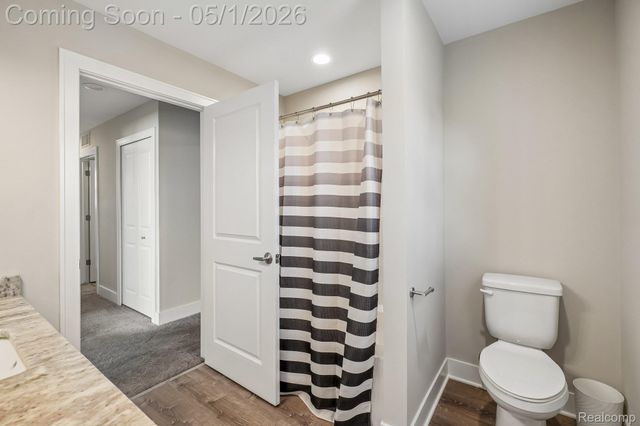 340 Dover Road, Waterford Charter Township, MI 48328