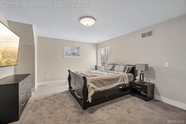 340 Dover Road, Waterford Charter Township, MI 48328