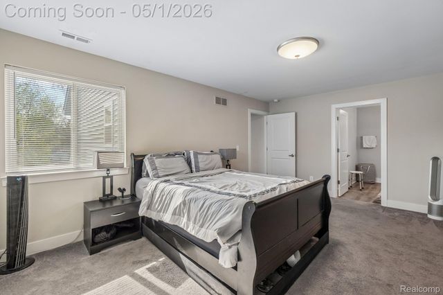 340 Dover Road, Waterford Charter Township, MI 48328