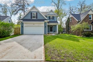 340 Dover Road, Waterford Charter Township, MI 48328