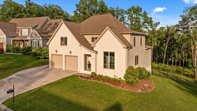 3520 Sweetshrub Way, Signal Mountain, TN 37377