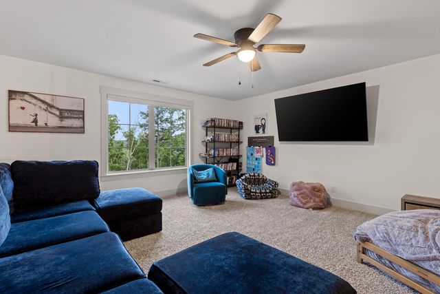 3520 Sweetshrub Way, Signal Mountain, TN 37377