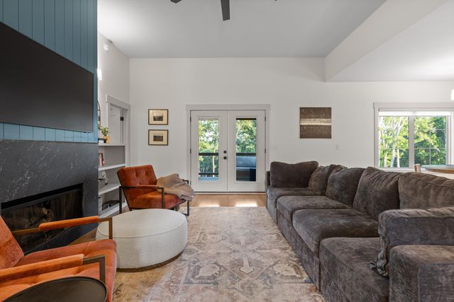 3520 Sweetshrub Way, Signal Mountain, TN 37377