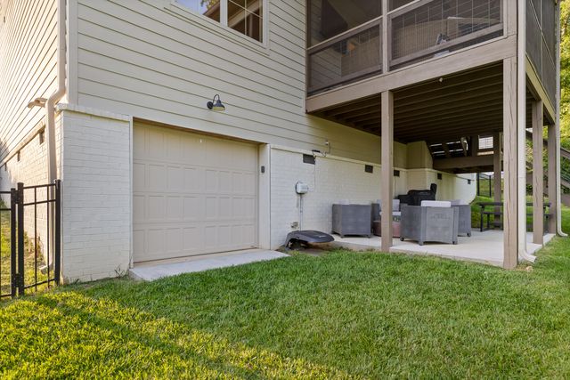 3520 Sweetshrub Way, Signal Mountain, TN 37377