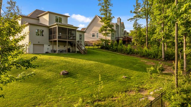 3520 Sweetshrub Way, Signal Mountain, TN 37377