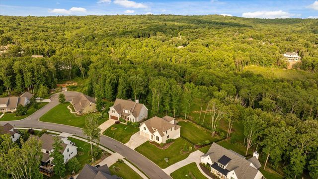 3520 Sweetshrub Way, Signal Mountain, TN 37377