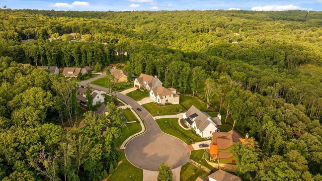 3520 Sweetshrub Way, Signal Mountain, TN 37377