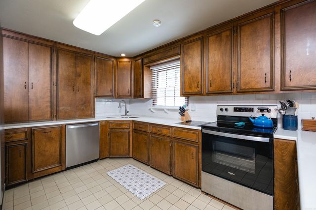 1412 N Hughes Street, Little Rock, AR 72207