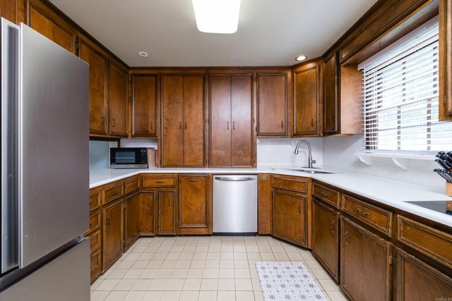 1412 N Hughes Street, Little Rock, AR 72207