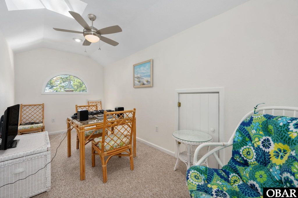 Image 14 of property listing at 1138 Morris Drive Lot 722, Corolla, NC 27927