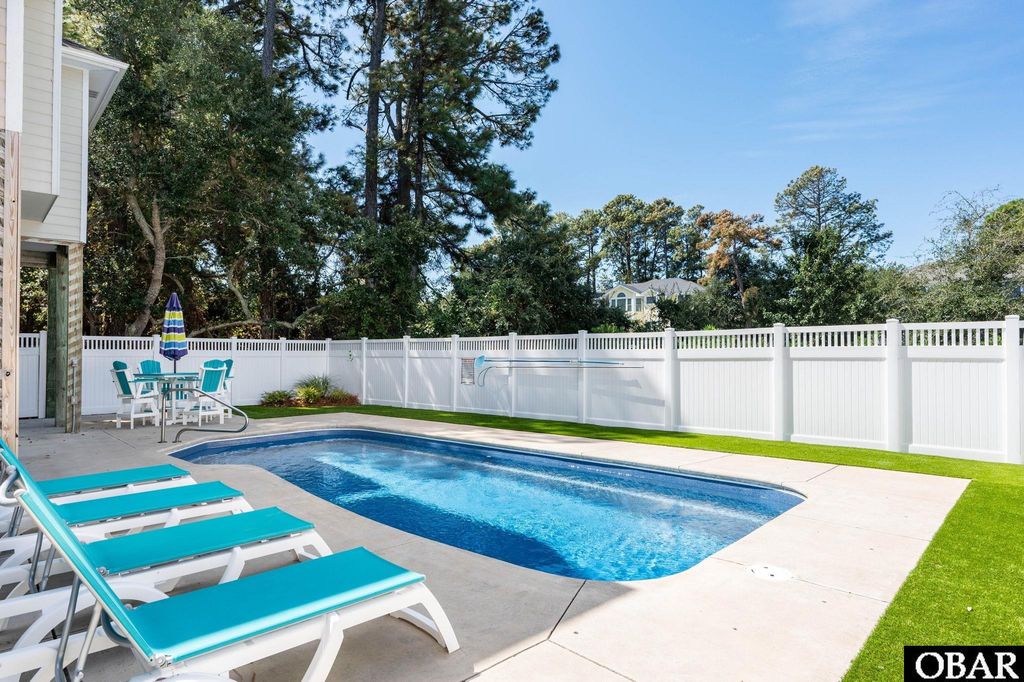 Image 24 of property listing at 1138 Morris Drive Lot 722, Corolla, NC 27927