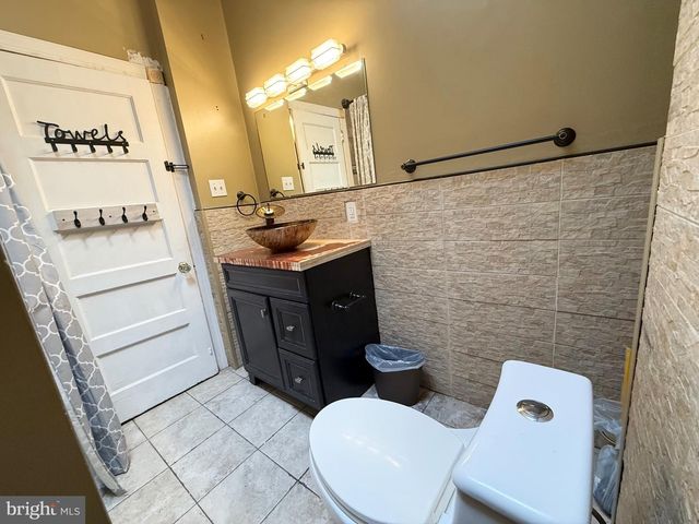 1178 WAGNER AVE, Philadelphia, PA 19141