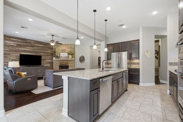 2705 San Milan PASS, Round Rock, TX 78665