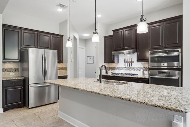 2705 San Milan PASS, Round Rock, TX 78665