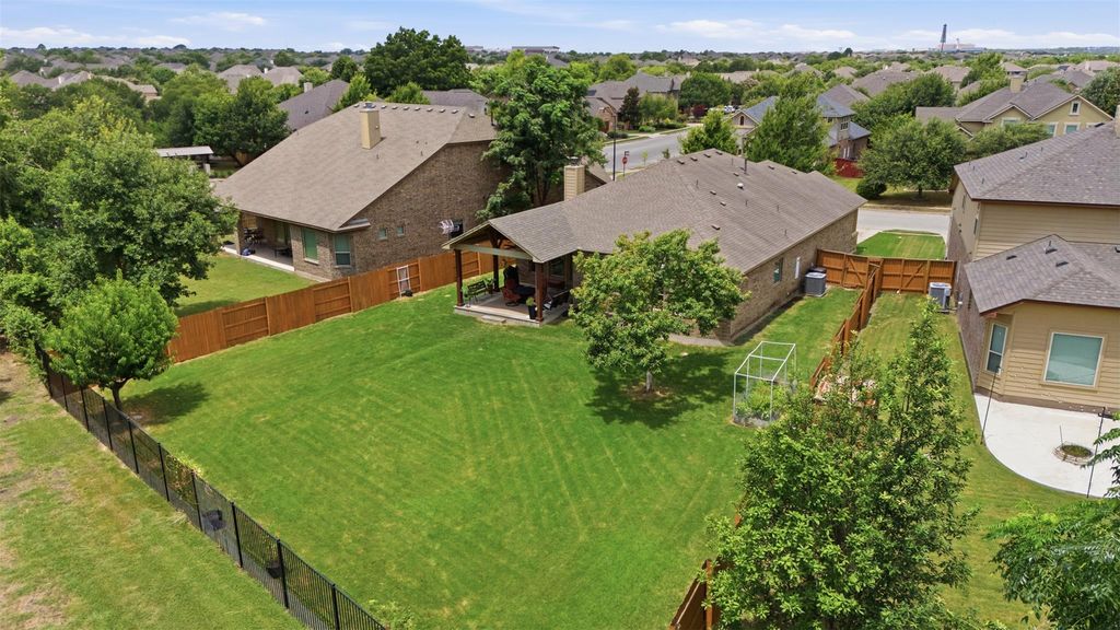2705 San Milan PASS, Round Rock, TX 78665
