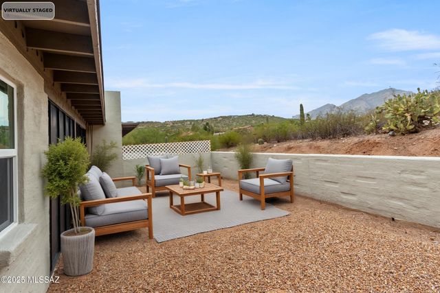 7413 E Wandering Road, Tucson, AZ 85750