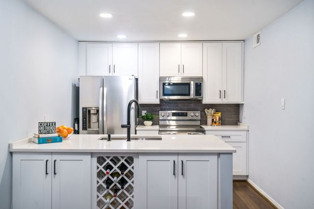 6073 Milton Street 238, Dallas, TX 75206