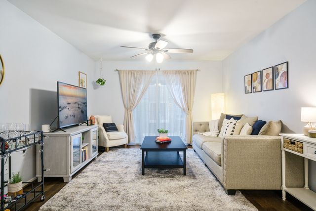 6073 Milton Street 238, Dallas, TX 75206