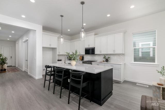8538 W Stock Bridge St, Star, ID 83669